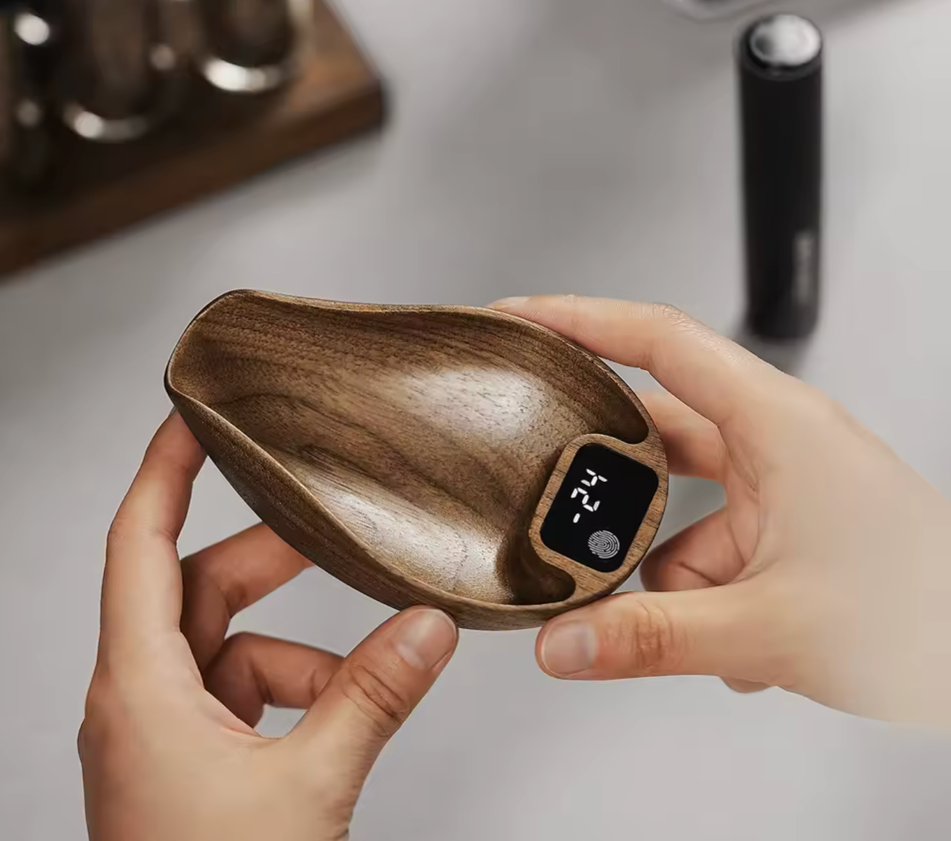 Premium Wooden Precision Coffee Scale from CUTORA